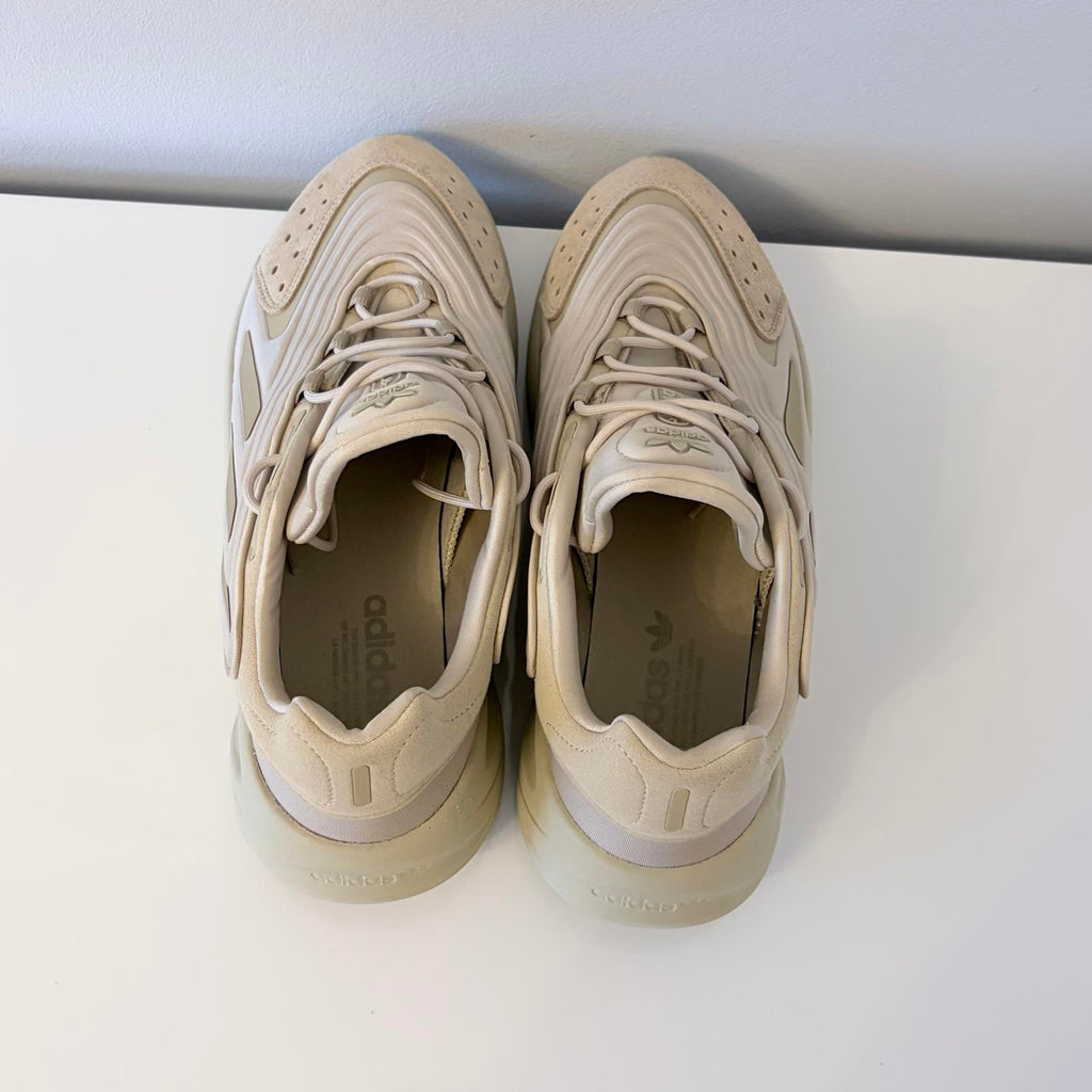 Adidas Ozelia UK 10.5 Savanna Beige Quality Adiprene Trainers gv7685